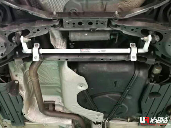 Ford Focus (MK3) 2.0-Duretec 2WD 12-18 UltraRacing Rear Sway Bar 23mm (524)