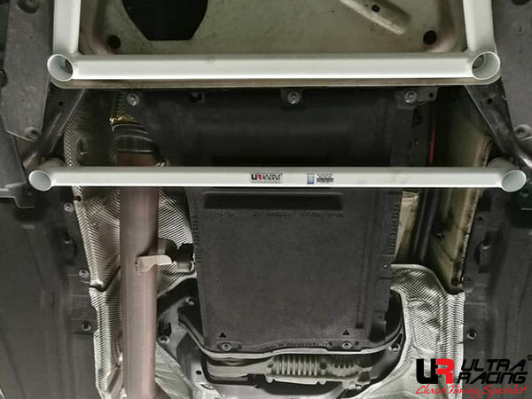 BMW F15 (X5-M50D) 2.5/3.0D/3.5 TT 14-18/X6 3.0TT 15-19 4WD UltraRacing 2-Point Mid Lower Brace (3409)