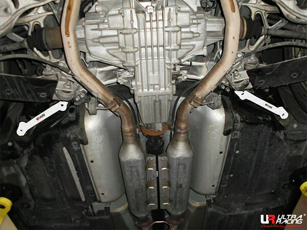 Acura RL (KB-1) / Honda Legend 3.5 05-12 4WD UltraRacing 4-Point Rear Lower Bar (2417P)