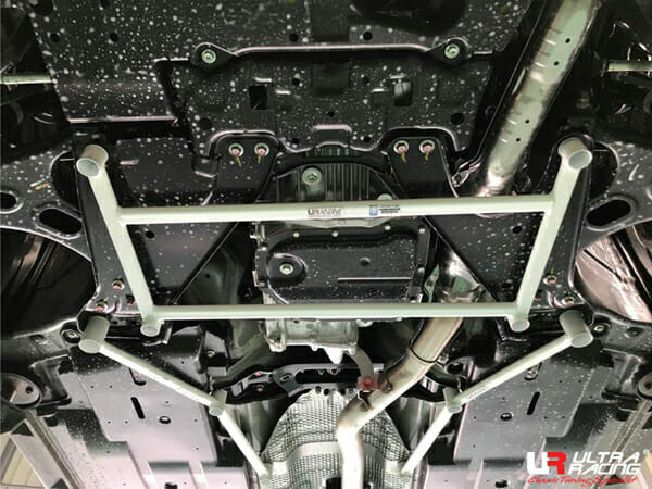 Subaru XV (GT) 2.0 4WD NA 18+ UltraRacing 4-Point Front Lower Brace (3913)