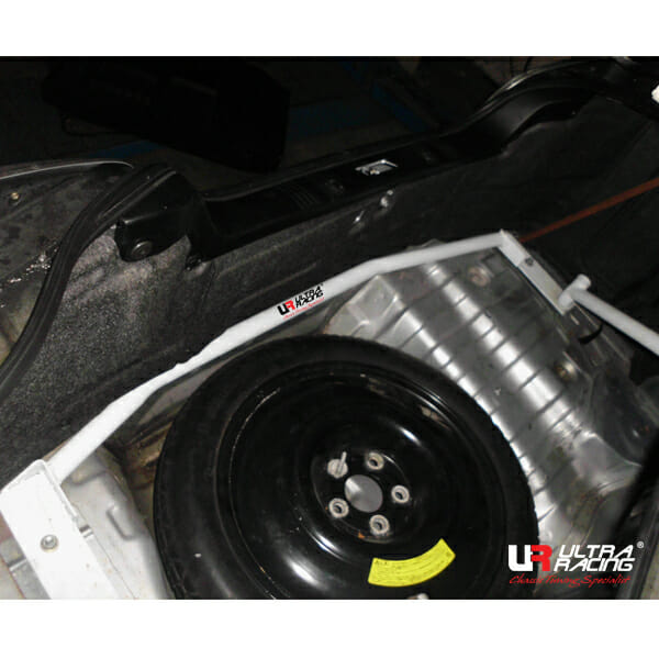 Nissan Skyline (GTR 34) 2.6TT 4WD 99-02 UltraRacing 2-Point Rear Upper Strutbar (3457)