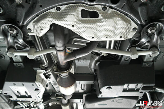 Toyota Alphard (AH30) 3.5 V6 15-17/Vellfre 3.5 15+ 2WD/4WD UltraRacing 4-Point Mid Lower Brace (3482)