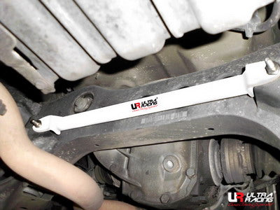 BMW 3 05+ E90 (320/325) UltraRacing Rear Lower Tiebar