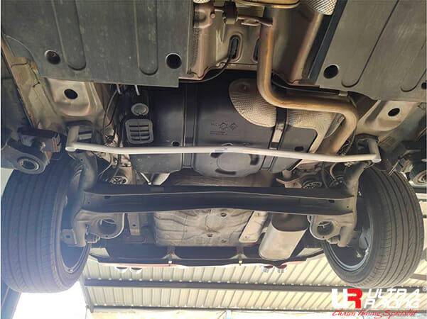 MG ZS (SUV) 1.5 2WD Thailand Assembly 17+ UltraRacing 2-Point Rear Lower Bar (4073)