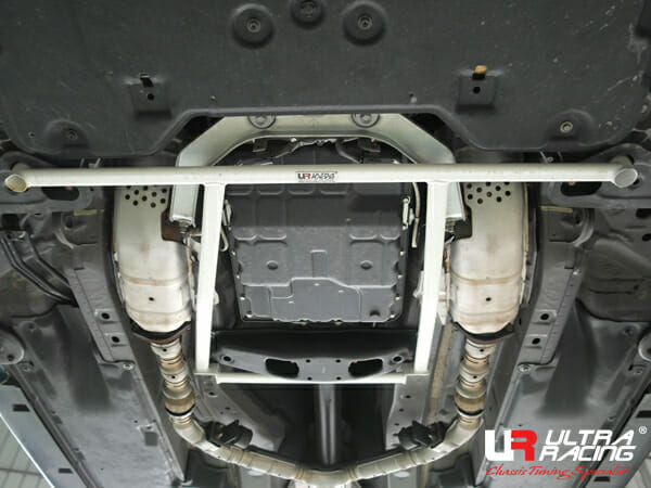 Infiniti Q70 (Y51) 2.5/3.5 V6 2WD 13+ UltraRacing 4-Point Front Lower Brace (3452)