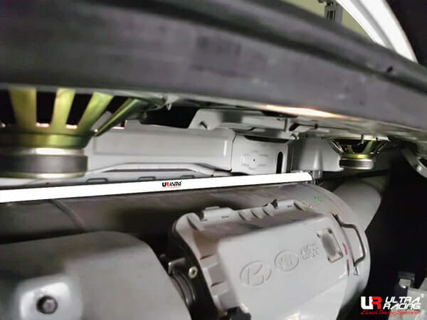 Hyundai Grandeur (XG) 3.0 2WD 98-05 UltraRacing 2-Point Rear Upper Strutbar (2699)