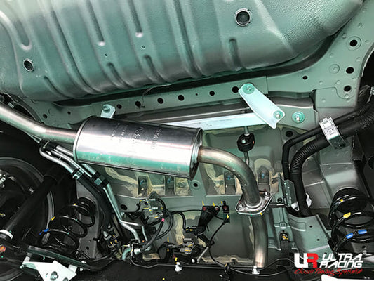 Nissan Serena (C27) 2.0 2WD 16+ UltraRacing 2-Point Rear Lower Bar (3930)