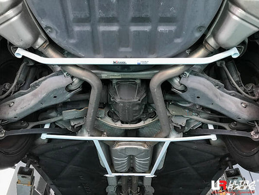 Mercedes W221 S350 3.5 V6 2WD 05-13 UltraRacing 4-Point Rear Lower Bar (3404)