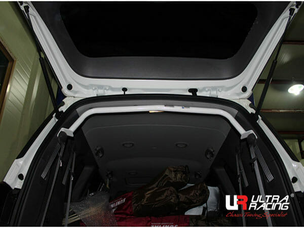 Ssangyong Korando Turismo 2.0D/Stavic 2.0D 12-19 4WD UltraRacing 2-Point C-Pillar Bar (2256)