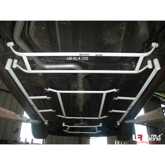 Hyundai Maxcruz (DM) 2.0D/2.2D 13+/Santa Fe 2.4 13-18 4WD UltraRacing 4-Point Rear Lower Bar (250)