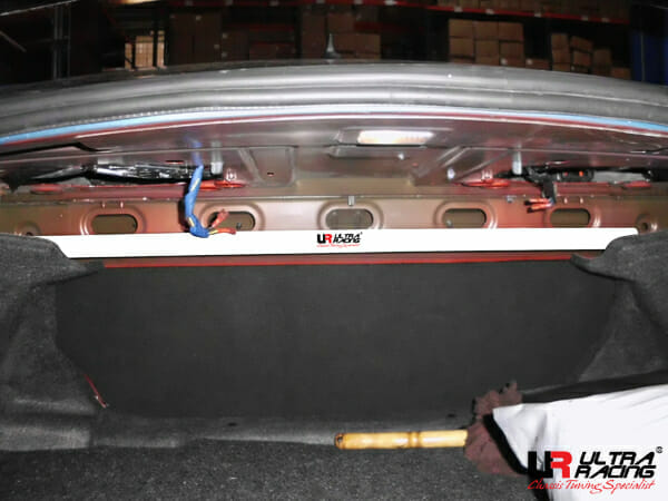 Chevrolet Camaro (SS) 6.2 V8 2WD 10-15 UltraRacing 2-Point Rear Upper Strutbar (2380)