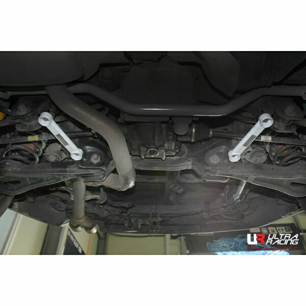 Hyundai Maxcruz (DM) 2.0D/2.2D 13+/Santa Fe 2.2D 13-18 4WD 13+/Kia Sorento 2.D 13-14 UltraRacing 4P Rear Lower Bar (2515P)