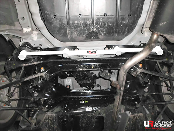 Honda Accord (CR1/CR6) 2.0 2WD 13+ UltraRacing 4-Point Rear Lower Bar (2794)