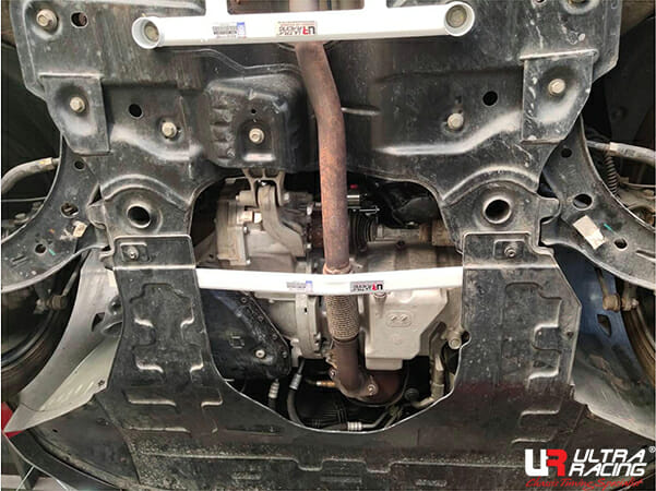 MG ZS (SUV) 1.5 2WD Thailand Assembly 17+ UltraRacing 2-Point Front Lower Tiebar (4071)