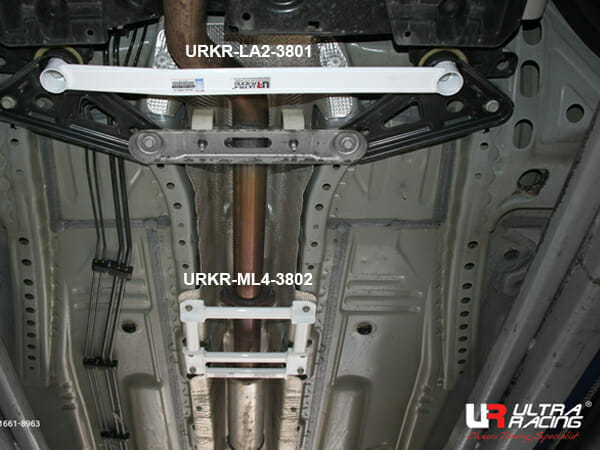 Chevrolet Malibu 1.5T/2.0T 2WD Hybrid 16+ UltraRacing 2-Point Front Lower Tiebar (3801)