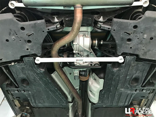 Volvo XC40 2.0T 4WD 18+ UltraRacing 2-Point Rear Lower Bar (4165)