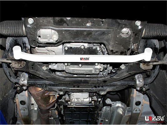 Mercedes W212 E250D/E300 2.5D/3.0 4WD FL 13-16 UltraRacing 2-Point Front Lower Tiebar (3623)