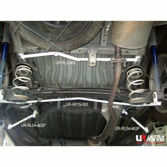 Toyota Alphard (AH10) 2.4 02-08/Estima 2.4 00-05 2WD UltraRacing Rear Sway Bar 19mm (093)