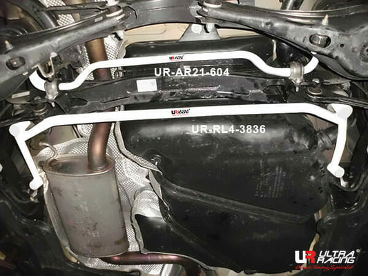 Volkswagen Passat B8 (TYP 3G) 1.8 TSI 2WD 15-22 UltraRacing Rear Sway Bar 21mm (604)