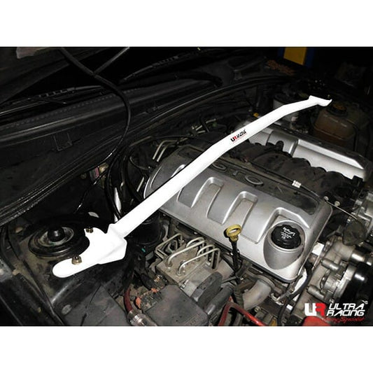 Toyota Highlander (XU20) 3.0 2WD 01-07 UltraRacing 2-Point Front Upper Strutbar (2322)