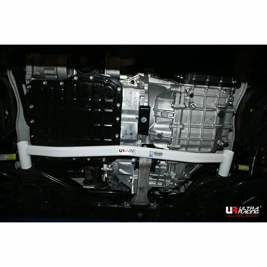 Hyundai Tucson (TL) 1.7D 2WD 16-21 UltraRacing 2-Point Front Lower Tiebar (3235)