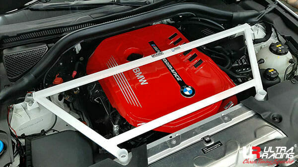 BMW G02 (X4) 3.0T 4WD 18+ UltraRacing 4-Point Front Upper Strutbar (4000)