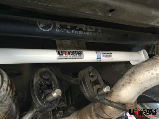 Chevrolet Camaro (SS) 6.2 V8 2WD 10-15 UltraRacing 2-Point Rear Lower Bar (2383)