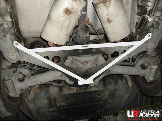 Jaguar XJ6 (XJ40) 4.0 2WD 86-94 UltraRacing 3-Point Rear Lower Bar (2816)