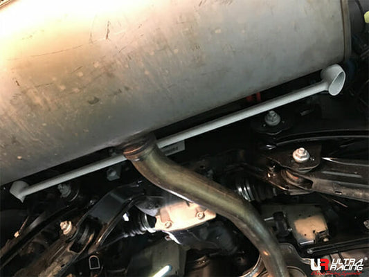 BMW F26 (X4) M40i 3.0TT 4WD 15-18 UltraRacing 2-Point Rear Lower Bar (3330)