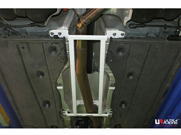 Audi A3 (TYP 8V) 2.0 TDI /VW Golf GTI MK7 2.0 TSI 13-20 UltraRacing 4-Point Mid Lower Brace (3611)