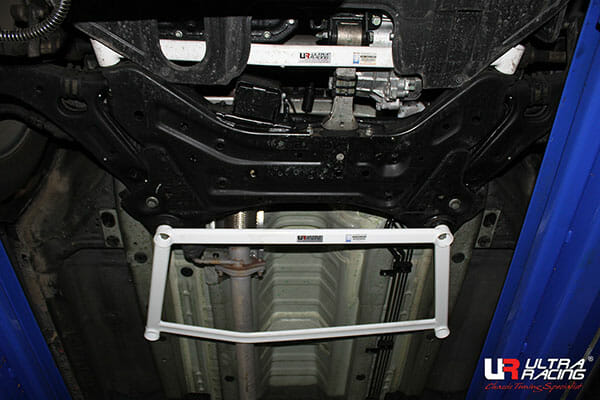 Kia Sportage (SL) 2.0D 2WD 10-16 UltraRacing 4-Point Front Lower Brace (2284)