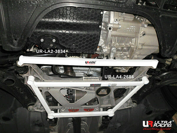 Volkswagen Passat B8 (TYP 3G) 1.8 TSI 2WD 15-22 UltraRacing 2-Point Front Lower Tiebar (3834)