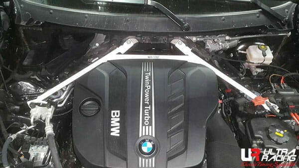 BMW F15 (X5-xDrive40e) 2.0T/2.5D/3.5 15-18/F16 X6 3.0TT 15-19 4WD UltraRacing 4-Point Front Upper Strutbar (3408)