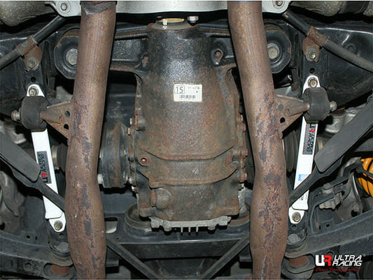 Lexus SC 430 (Z40) 4.3 2WD Cabriolet/Convertible 01-05 UltraRacing 4-Point Rear Lower Bar (3294P)