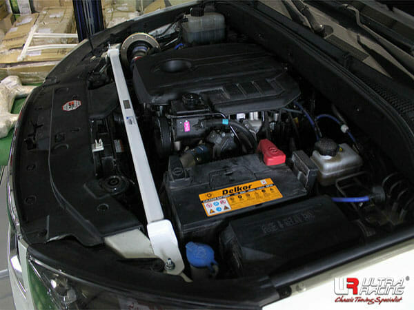 Ssangyong Korando Sport 2.0D/2.9D 2WD/4WD 12-18 UltraRacing 2-Point Front Upper Strutbar (2650)