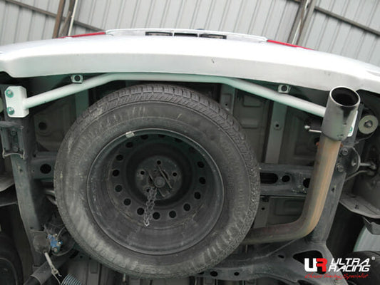 Toyota Innova (AN40) 2.0 2WD 11-15 UltraRacing 7-Point Rear Torsion Bar (3537)