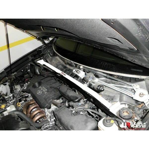 Toyota Highlander (XU40) 2.7/3.5 2WD/4WD 08-13 UltraRacing 2-Point Front Upper Strutbar(1458