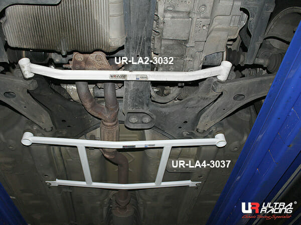Daewoo Tosca LPI 2.0 2WD 06-11 UltraRacing 4-Point Front Lower Brace (3037)