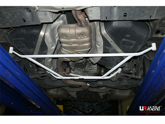 Volkswagen Passat Cc R36 3.6 4WD 08-17 UltraRacing 4-Point Rear Lower Bar (3249)