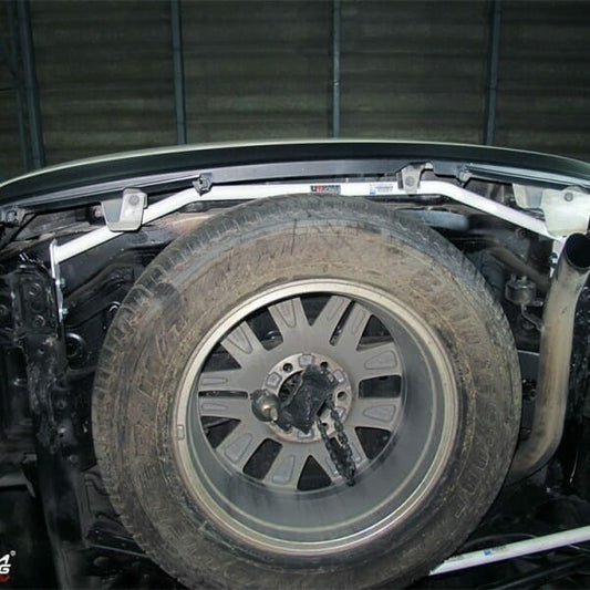 Toyota Fortuner (AN150) 2.4D/2.7/2.8D 15+/Innova 2.0 15+ 2WD/4WD UltraRacing 2-Point Rear Torsion Bar (3366)