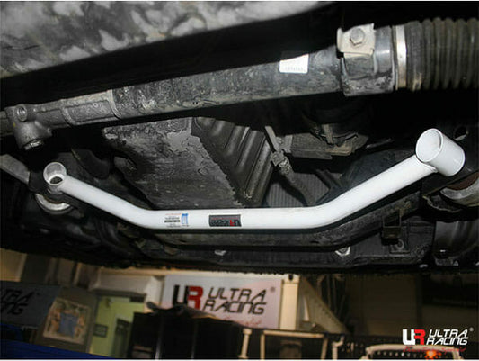 Ssangyong Chairman W 3.6 2WD/4WD 08-17 UltraRacing 2-Point Front Lower Tiebar (3266)