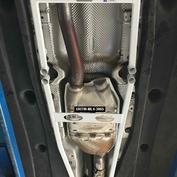 Volkswagen Tiguan (AD/BW) 1.4 TSI/2.0 TSI 2WD/4WD 16+ UltraRacing 4-Point Mid Lower Brace (3864)