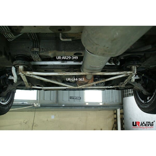 Naza Ria (KV-?) 2.5 V6 2WD 98-05 UltraRacing Front Sway Bar 29mm (349)