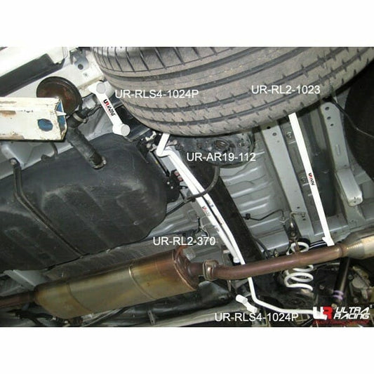 Toyota Alphard (AH20) 2.4  08-15/Alphard/Vellfre 3.5 08-15 2WD UltraRacing 2-Point Rear Lower Bar (1023)