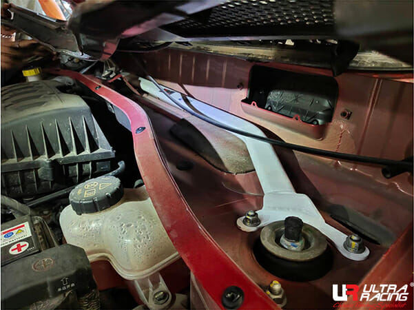 MG ZS (SUV) 1.5 2WD Thailand Assembly 17+ UltraRacing 2-Point Front Upper Strutbar (4070)