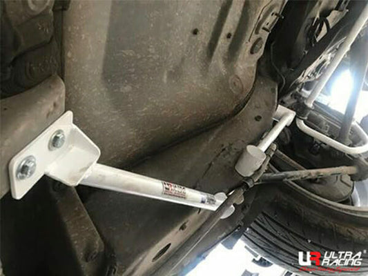 Lexus RX 330 (XU30) 3.3 V6 4WD 03-08/Toyota Highlander 2.7 08-13/Harrier 2.4 04-09 UltraRacing 4-Point Rear Lower Bar (748P)