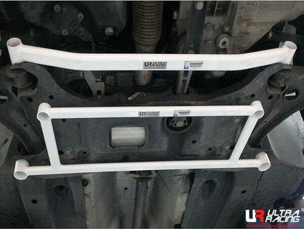 Skoda Yeti (TYP 5L) 1.2 TSI 2WD 10-15 UltraRacing 2-Point Front Lower Tiebar (2913)