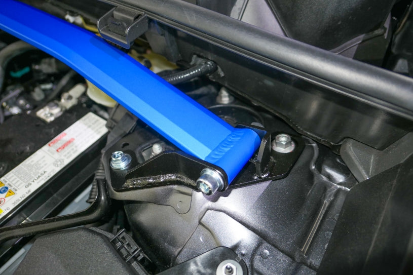 Front Strut Brace Toyota RAV4