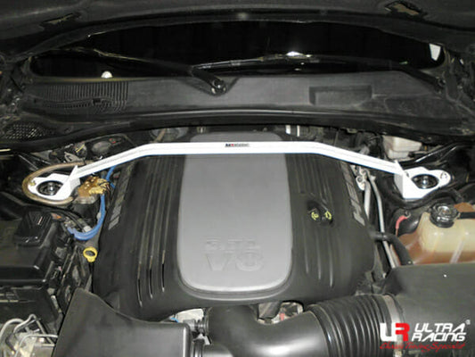 Dodge Challenge 5.7 V8 11+/Magnum 5.7 04-08 2WD UltraRacing 2-Point Front Upper Strutbar (2384)