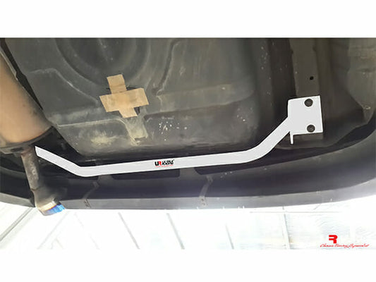 Toyota Camry (XV30) 2.4 2WD 02-06 UltraRacing 3-Point Rear Torsion Bar (3483)